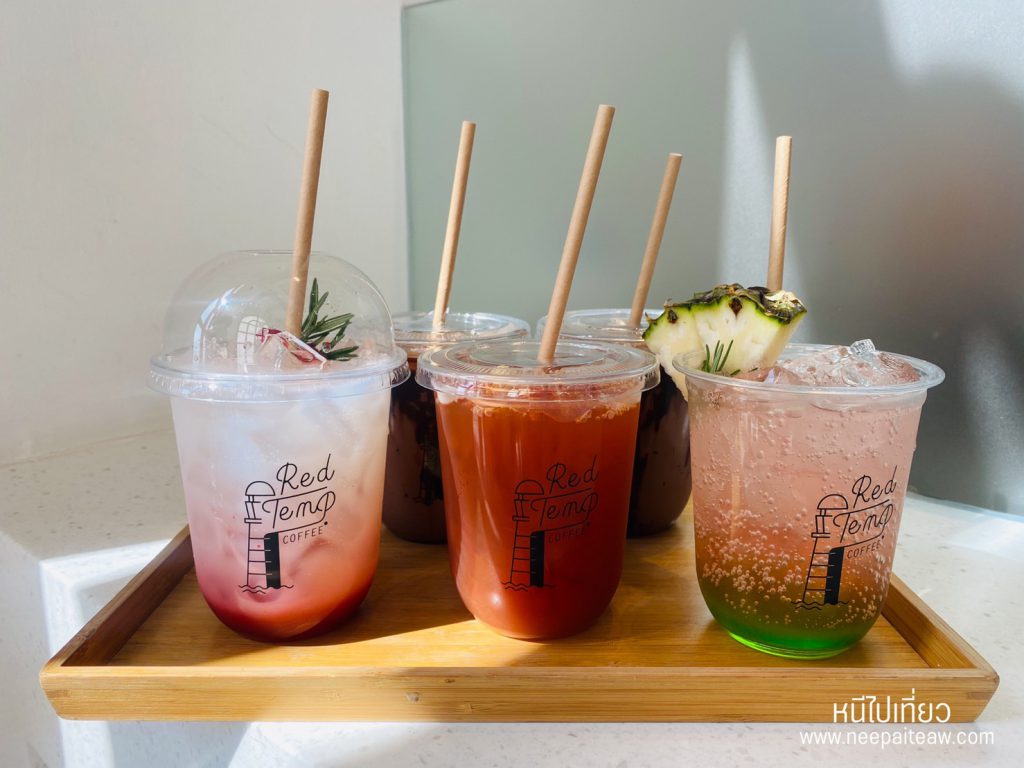 อาหารและเครื่องดื่มร้าน Red temp coffee