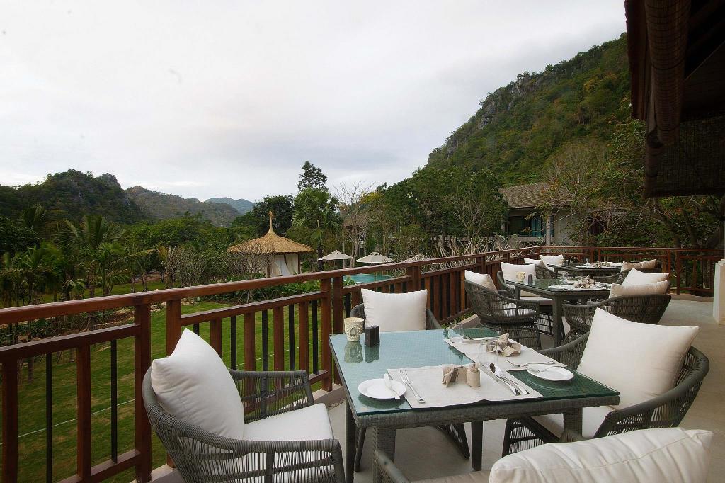 เดอะ ซีรีส์ รีสอร์ต เขาใหญ่ (The Series Resort Khaoyai)