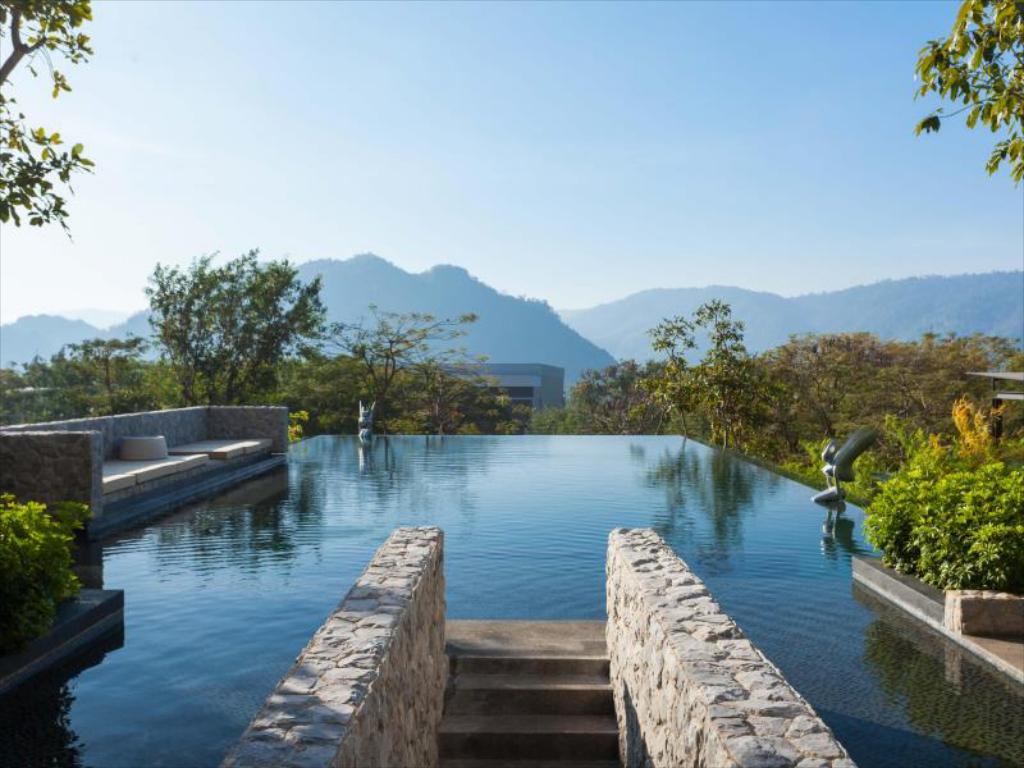 โบทานิกา เขาใหญ่ รีสอร์ท (Botanica Khao Yai Resort)