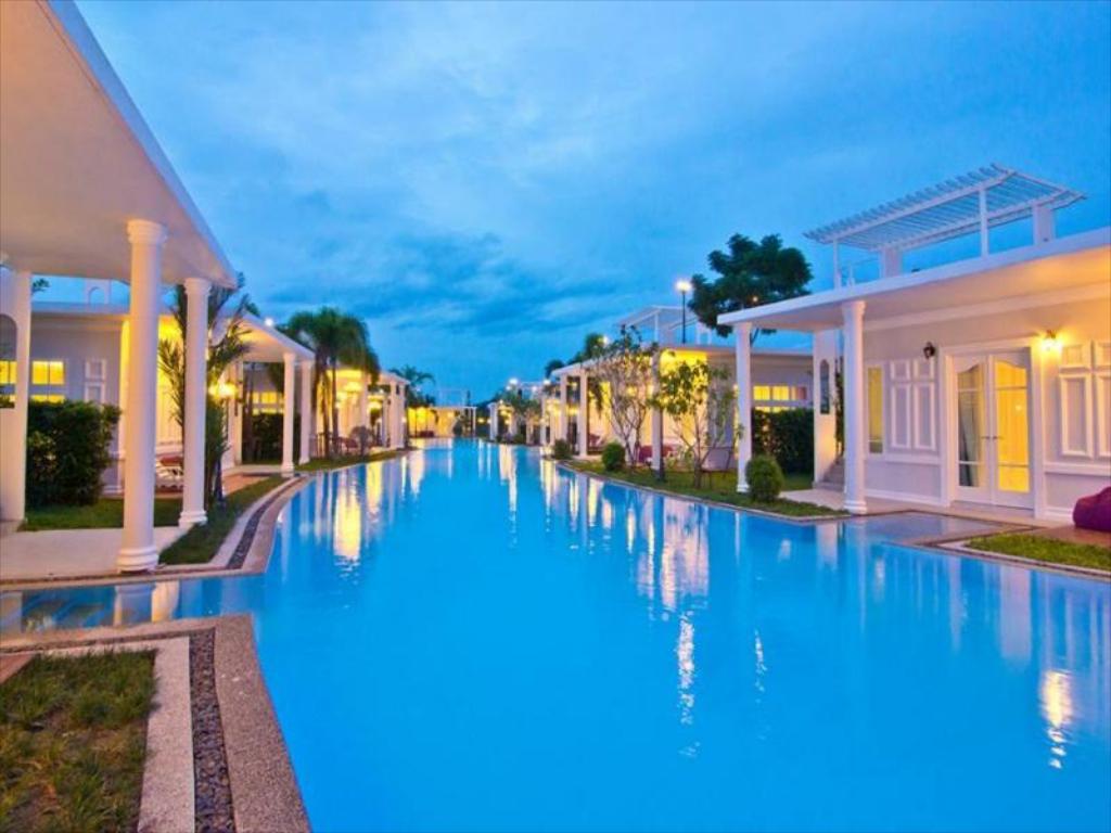 โรงแรมเดอะ ซี-เคร็ท การ์เดน หัวหิน (The Sea-Cret Garden Hua-Hin Hotel)
