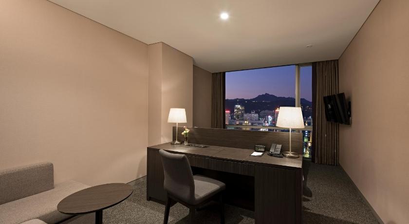 ไนน์ ทรี พรีเมียร์ โฮเต็ล มย็องดง 2
(Nine Tree Premier Hotel Myeong dong 2)