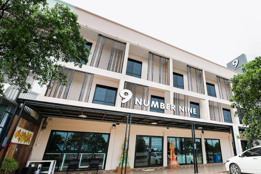 โรงแรมสัตหีบ 9 บูทีค (Sattahip 9 Boutique Hotel)