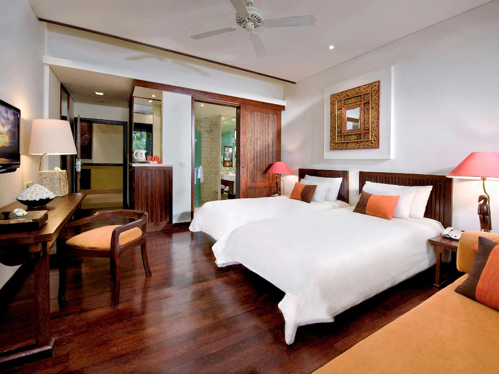 โรงแรมโนโวเทล บาหลี เบนัว
(Novotel Bali Benoa Hotel)