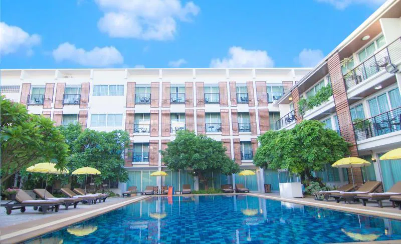 โรงแรมพาราไดซ์ อุดรธานี
(Paradise Hotel Udonthani)