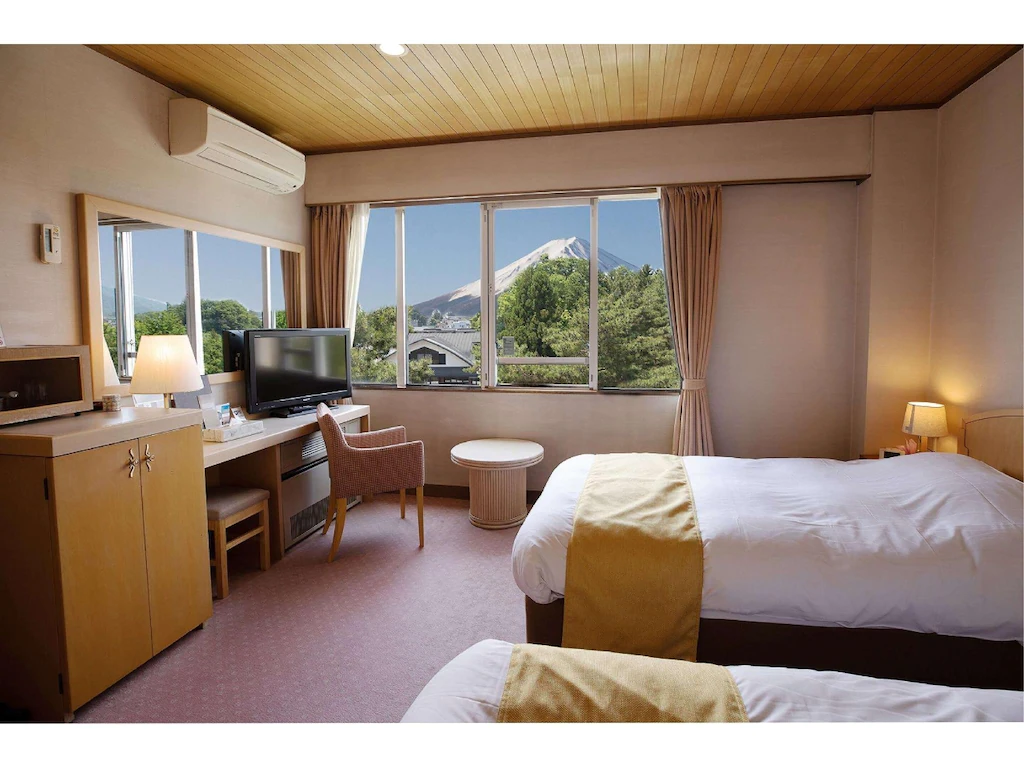 ฟูจิ เล้ค โฮเต็ล
(Fuji Lake Hotel)