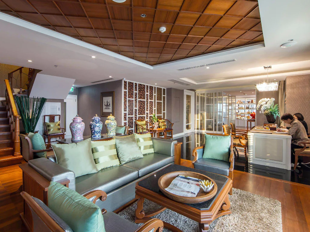 แกรนด์ เซนเตอร์ พอยต์ โฮเทล เพลินจิต
(Grand Centre Point Hotel Ploenchit)
