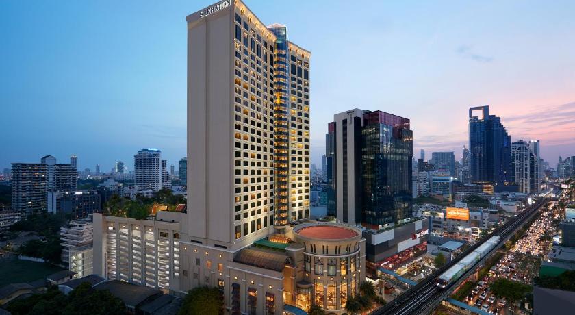 เชอราตัน กรันเด สุขุมวิท กรุงเทพ เอ ลักชัวรีคอลเลคชั่น โฮเทล
(Sheraton Grande Sukhumvit a Luxury Collection Hotel Bangkok)
