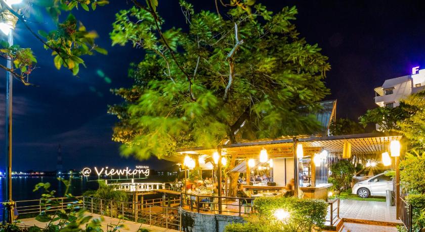 โรงแรมฟอร์จูน วิวโขง นครพนม
(Fortune View Khong Hotel Nakhon Phanom)