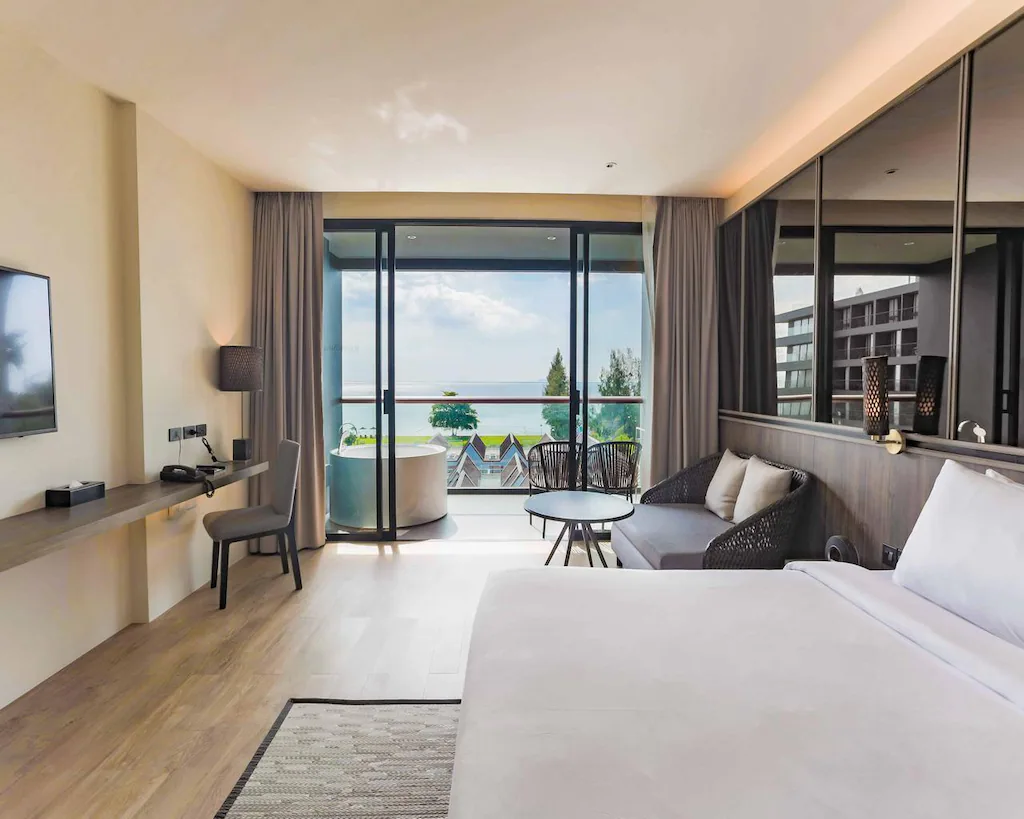 อาณา อานันท์ รีสอร์ต แอนด์ วิลล่า พัทยา
(Ana Anan Resort & Villas Pattaya)