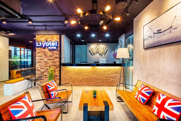 โรงแรมลิโวเทล เอ็กซ์เพรส บางกรวย นนทบุรี
(Livotel Express Hotel Bang Kruai Nonthaburi)