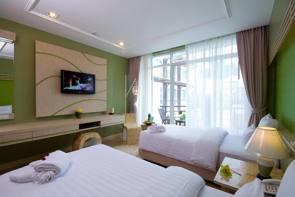 เอเต้ โฮเทล ชุมพร
(A-Te Hotel Chumphon)