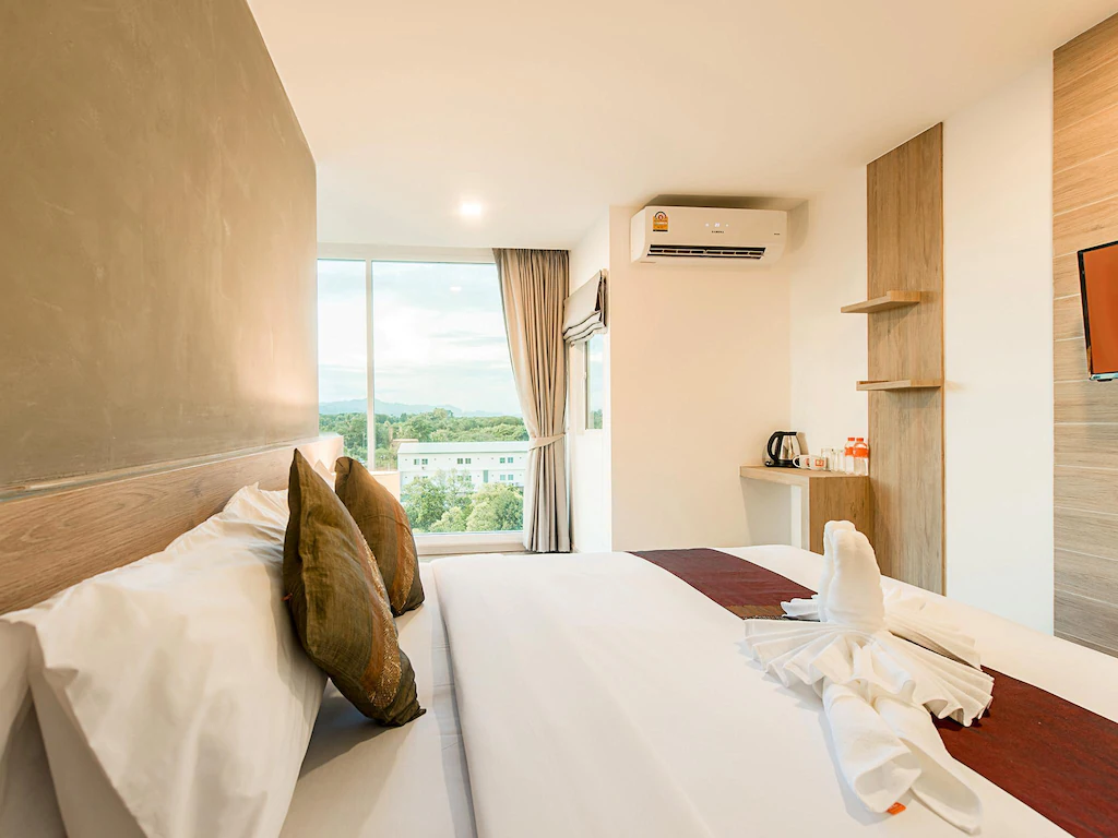 บีทู แพร่ บูทิก แอนด์ บัดเจ็ต โฮเต็ล
(B2 Phrae Boutique and Budget Hotel)