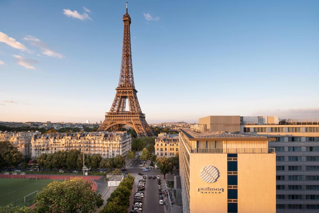 พูลแมน ปารีส ตูร์ ไอเฟล
(Pullman Paris Tour Eiffel)