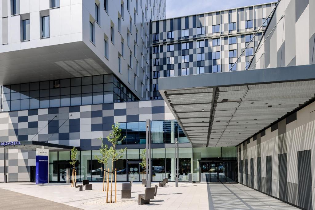 โนโวเทล เวียน เฮาพ์ทบานโฮฟ
(Novotel Wien Hauptbahnhof)