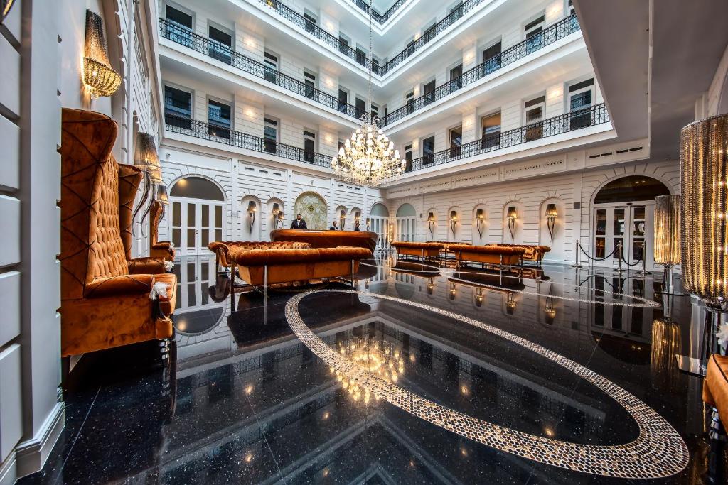 โรงแรมเพรสทีจ บูดาเปสต์
(Prestige Hotel Budapest)