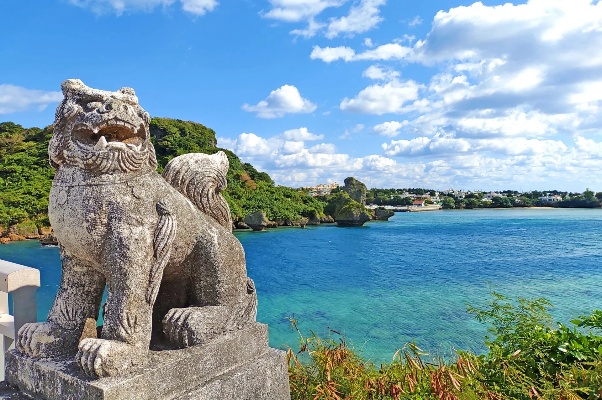 เมืองโอกินาวา
(Okinawa)